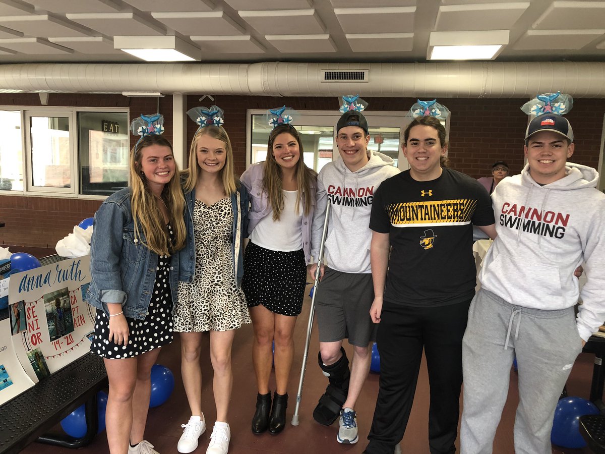 Such a fun night celebrating this amazing crew of seniors! Well done tonight #Aquacougs <a href="/CannonSchool/">Cannon School</a>