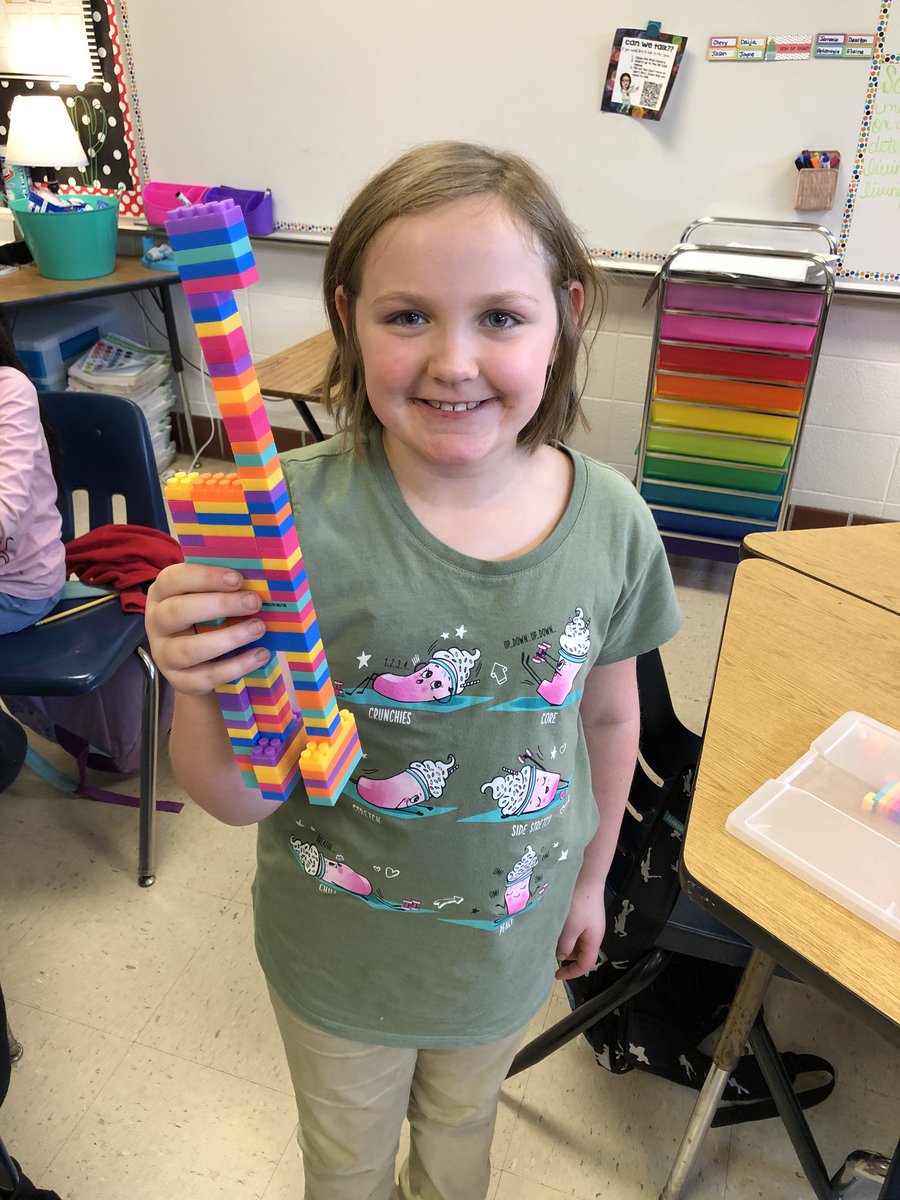 MrsAprilPowell's tweet photo. We had a great Math Day today! They all showed ways to make 100, then built something with 100 pieces. They were proud of their creations. #3rdgraderocks @Ngdavisbobcats https://t.co/OYpcvUAh9Y