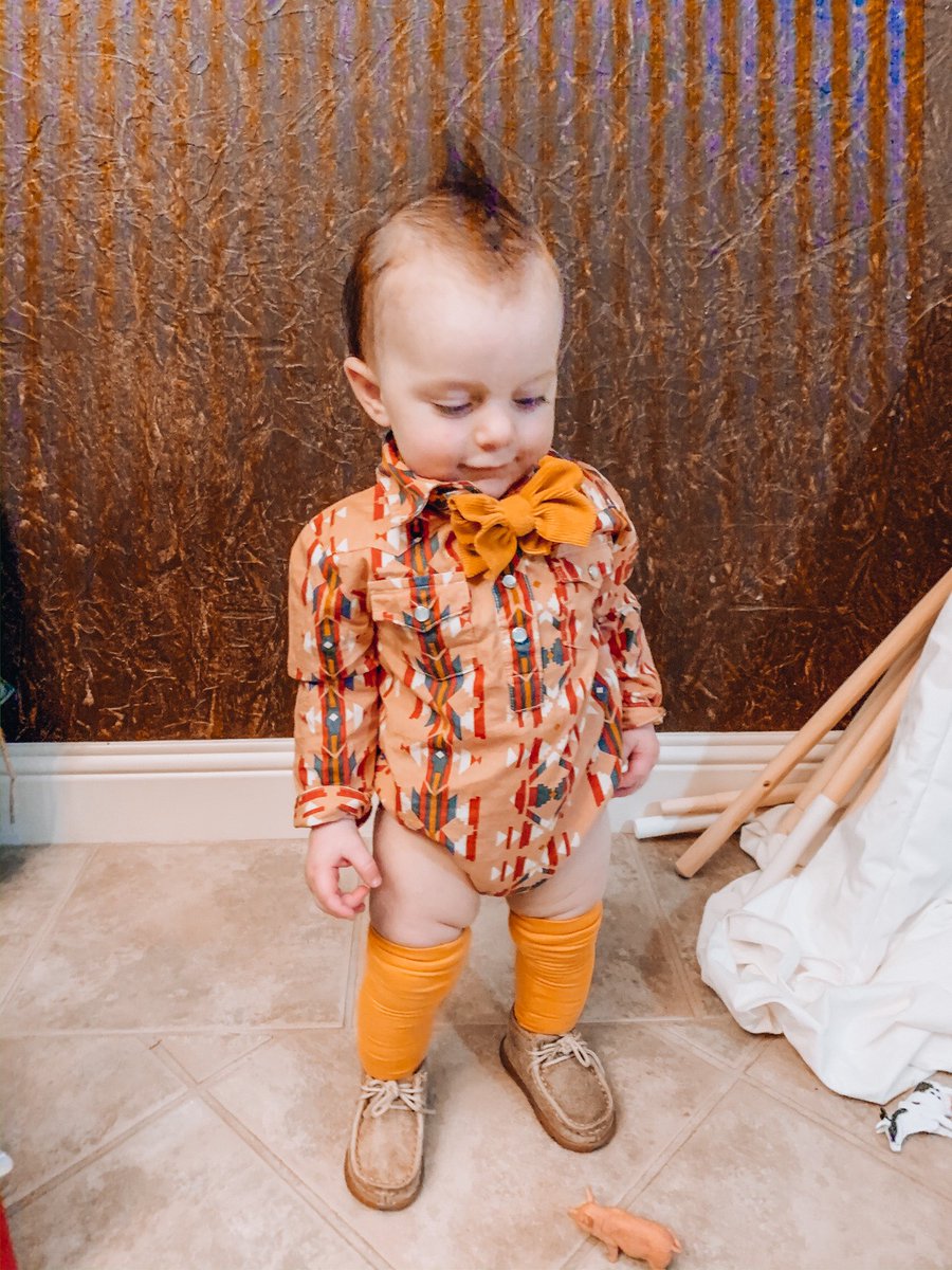kendall_corbett's tweet photo. I’m obsessed with my mini human 🤎 https://t.co/aydNqduItI