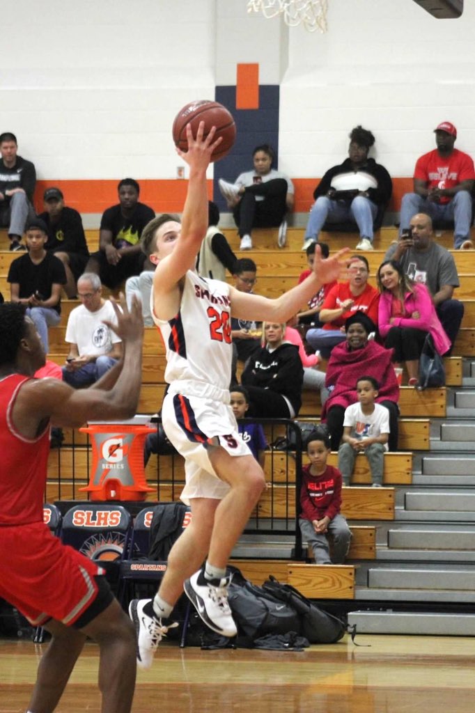 mvanhoozer's tweet photo. Happy birthday to @grantvanhoozer, the youngest of our 5 sons! Praying for continued success and impact for you on and off the court!
#basketball #2022PG
#TheSpartanWay
#moments #breakthroughmoments https://t.co/m0kl7KxDxq