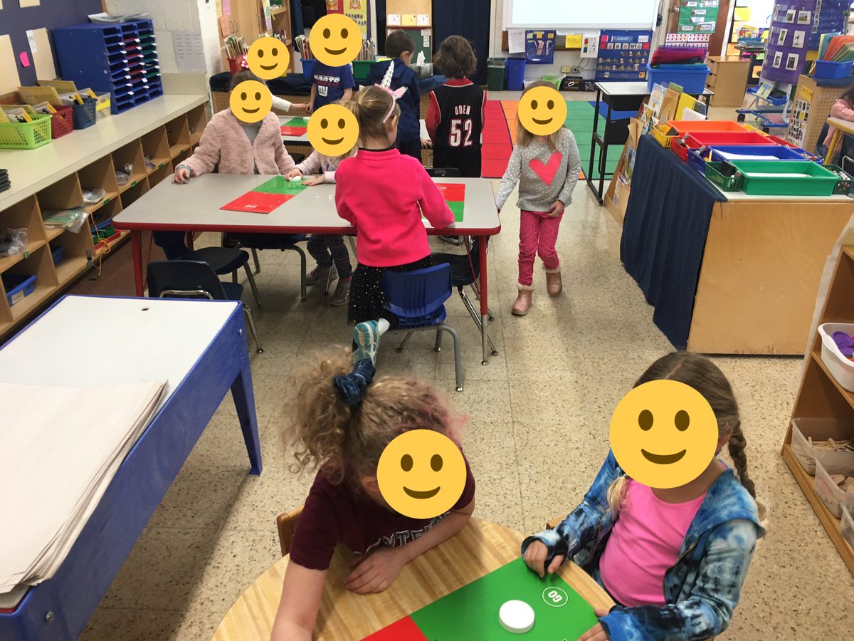 AndreaSchaber's tweet image. Our scientists experimenting with pushes and pulls! 👩🔬 👨🏻🔬 @pnwboces @Sci21 #ForcesInMotion #KindergartenRocks #WeAreChappaqua @RBSChappaqua @RossCoops31
