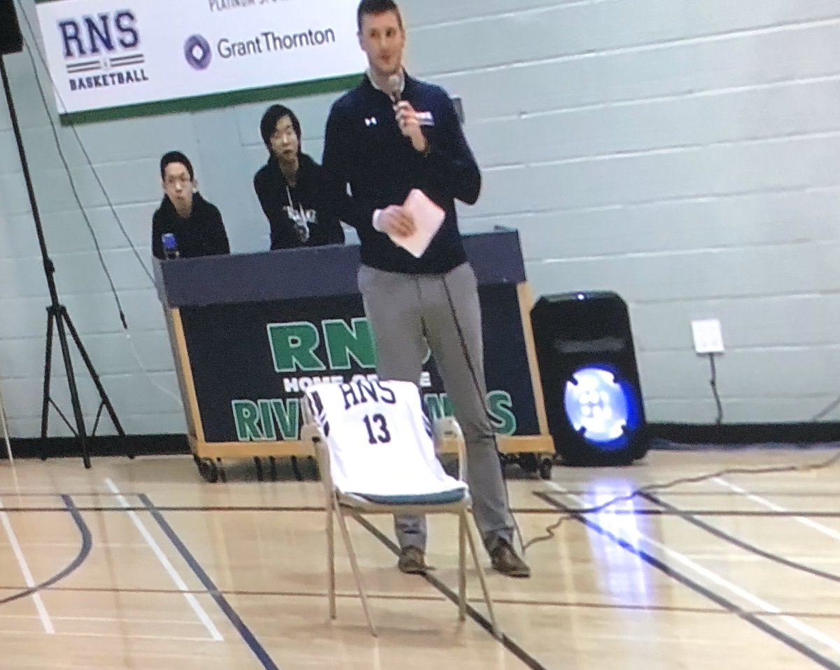 ksooley31's tweet photo. Easy W for our guys on such an important evening ... they honoured their brother & teammate #AndrewMilner before the game vs @fhsathletics72 and paid tribute to 2 seniors - @CalebSooley and J. Fifield #RNStrong - I was there in spirit kid ❤️ #ThanksForNothingMotherNature 🤦🏼♀️ https://t.co/NENG4H77Pp