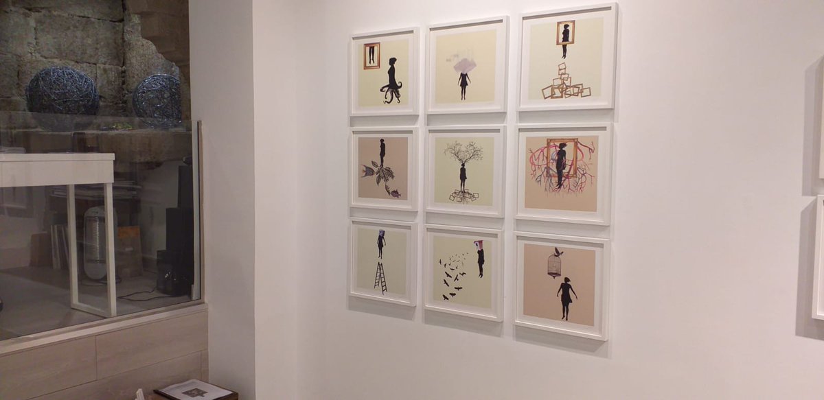 PaulaCabaleiro's tweet photo. Hoy inauguramos "Omnia Vanitas" de PAULA NOYA en @arteLuisaPita de Santiago de Compostela, que tengo el placer de comisariar 🌺🌻🌼🌹No te la pierdas! @MujerMiraMujer #OrgulloMMM https://t.co/Xadm0iX0gF