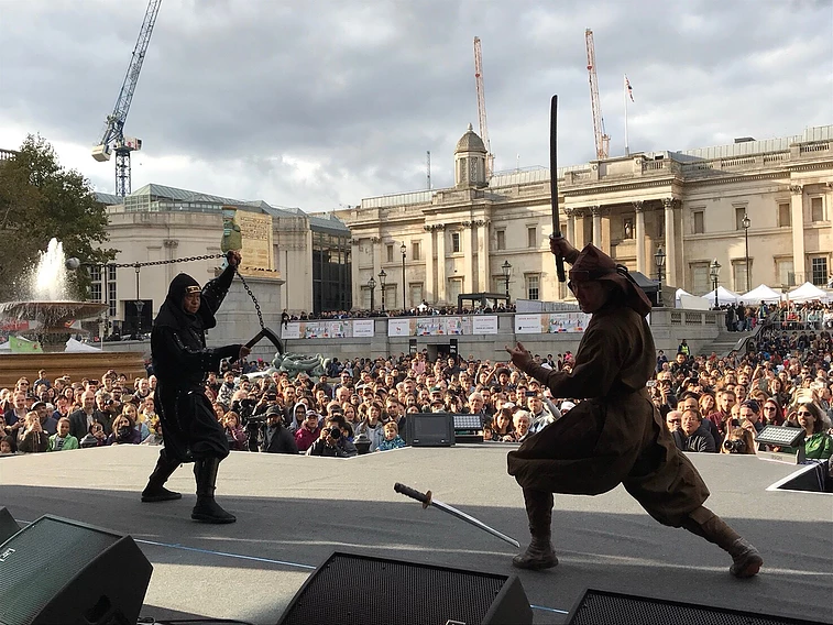 Travel21JPN's tweet photo. 【Japanese ninja group wants to hire new member】
"Yes, you could quit your current job and become a professional ninja instead."
 [Travel Japan: Guide 115 (Ⅰ)]
#Ninja #Iga #Hattorikun #伊賀忍者 #忍者

《Web》https://t.co/vyfjOM1Uy5 https://t.co/yU0IbEGIVj