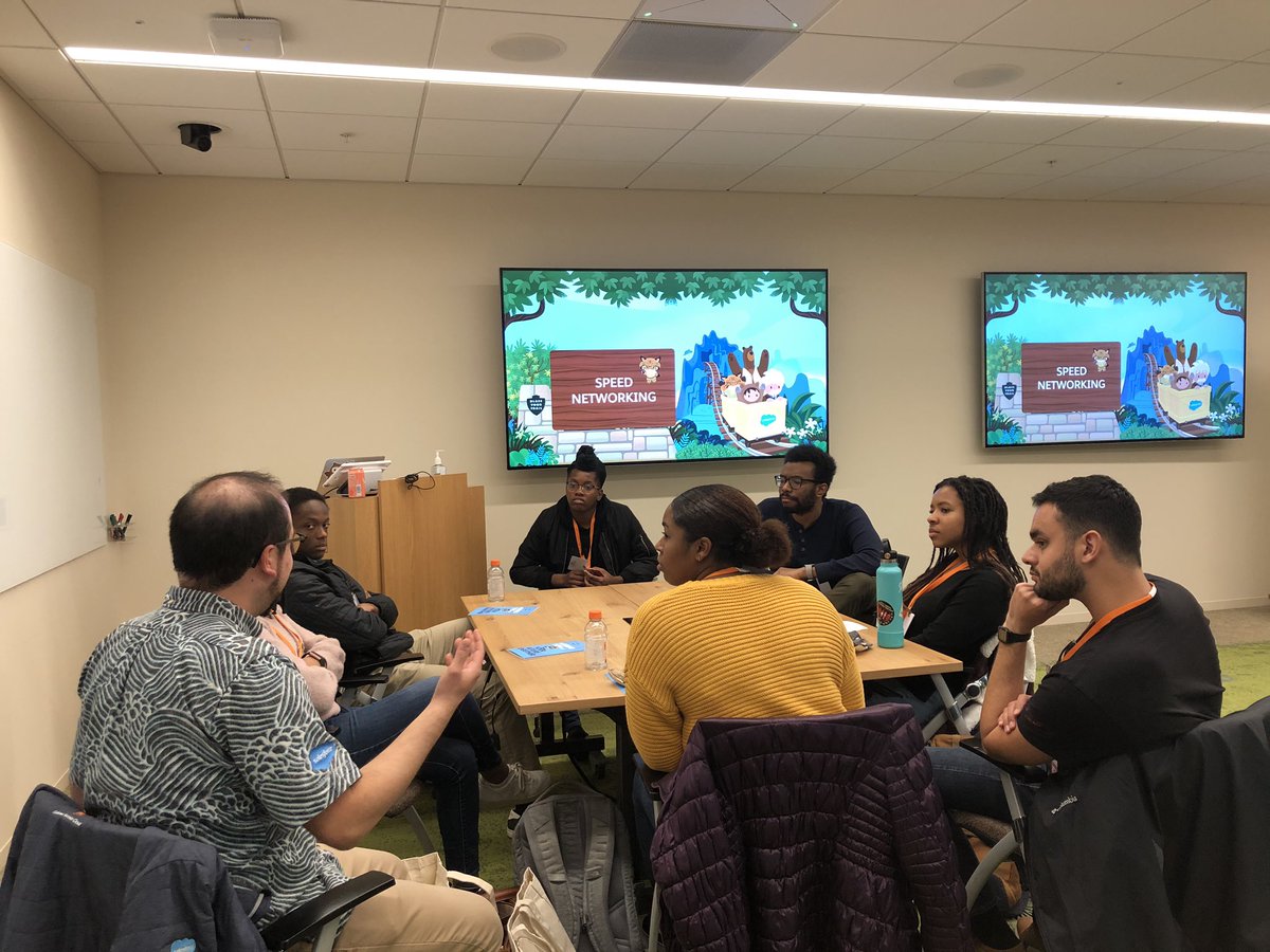 SalesforceEdu's tweet photo. #ThatFridayFeeling when your friends from @StanfordSBSE visit you for the afternoon 😃😊😀! Thanks to all those that stopped by and checked out our Ohana and learned more about life at Salesforce 💃. 

Make sure to check us out at https://t.co/sBdwMezp81 https://t.co/Qqa6vg4Ws8