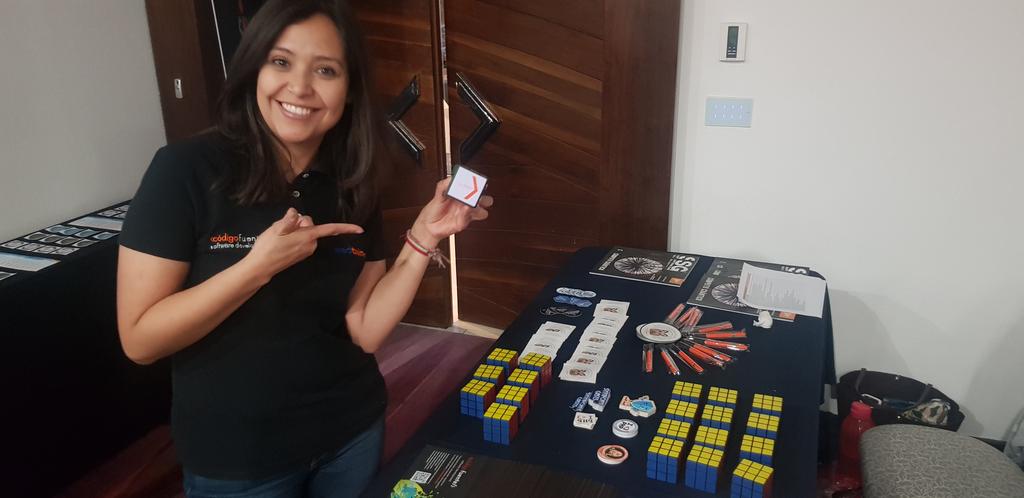 RedRbrt's tweet image. #phpqro2020 en el 1er Meetup del año con @jwage, veo muchos regalos y sorteos.