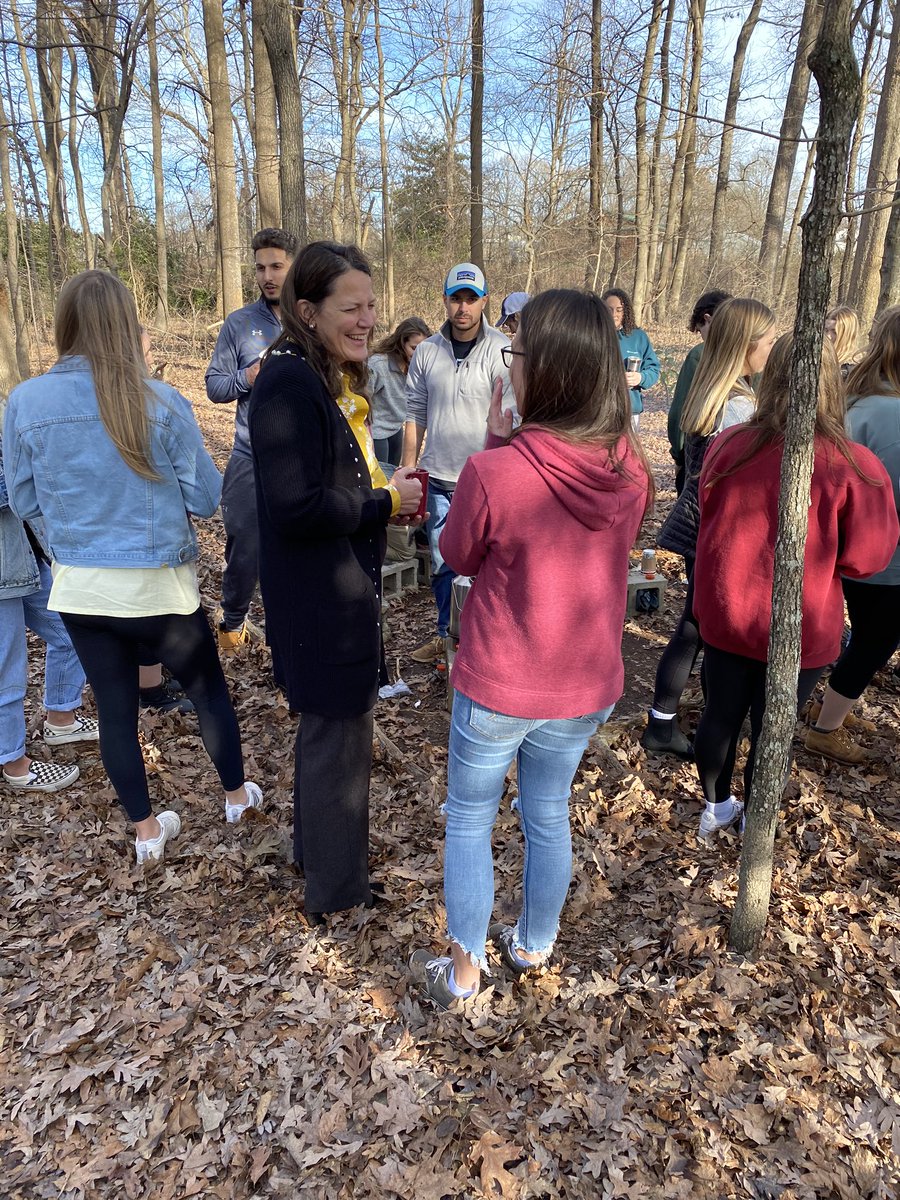 scomorrison's tweet photo. So much fun having @ElonConnieBook join us in #COR424 this week! She greeted the #guardiantree, started the fire, drank tea made from our @KellyKettleUSA, played a game of camouflage, and listened to students share what they have learned. #perfectafternoon #ElonEd https://t.co/YzNXmX0mBe