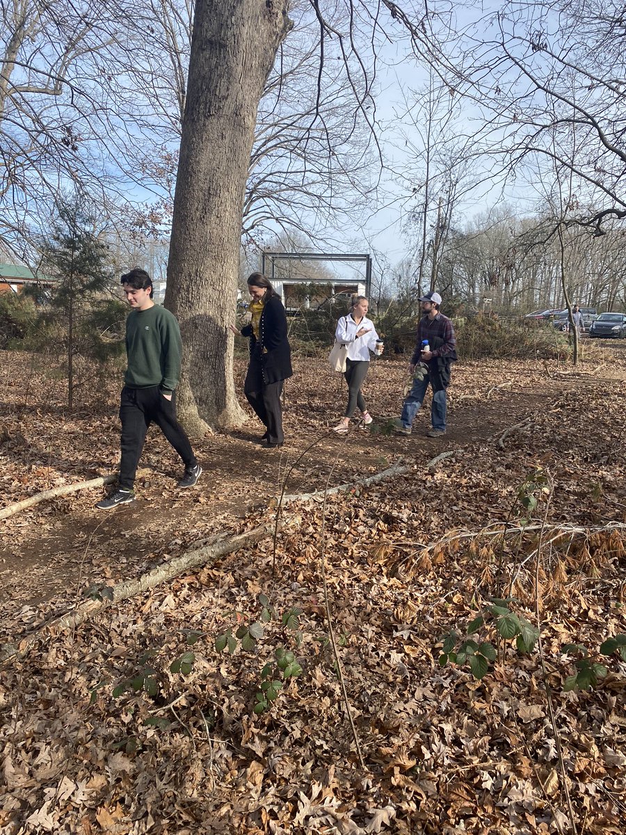 scomorrison's tweet photo. So much fun having @ElonConnieBook join us in #COR424 this week! She greeted the #guardiantree, started the fire, drank tea made from our @KellyKettleUSA, played a game of camouflage, and listened to students share what they have learned. #perfectafternoon #ElonEd https://t.co/YzNXmX0mBe