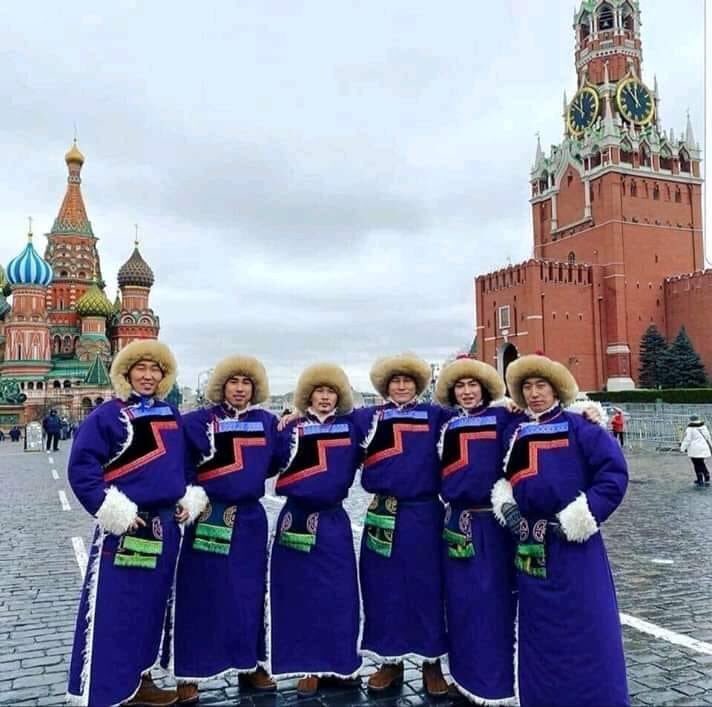 Амралтын өглөөний мэнд
Амралт тавлаг
Амьдрал жаргалтай байгээ