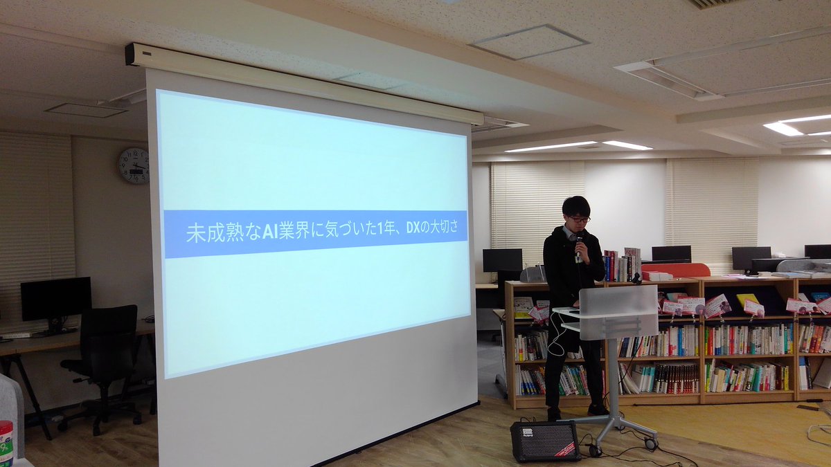 asari_rpa's tweet image. #MLbeginners
おざけんsanは声が通っていて、話が聞き取りやすい。

マイクは『アゴに置く』スタイルですね✨