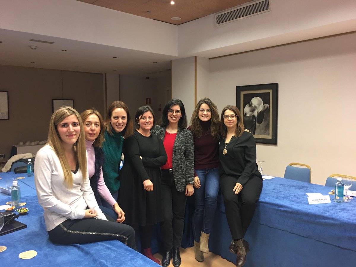Anamasanro's tweet photo. Nuestras alumnas del Programa Ejecutivo en RSC @CEUCYL han completado los dos módulos del “Curso Oficial de la Norma @SGE21” de @foretica que las acredita como auditoras de la misma. Gracias a @RicarTruji y a @Julia_Moreno_ por acompañarnos! #RSCEUCYL https://t.co/OtGGphvIM0