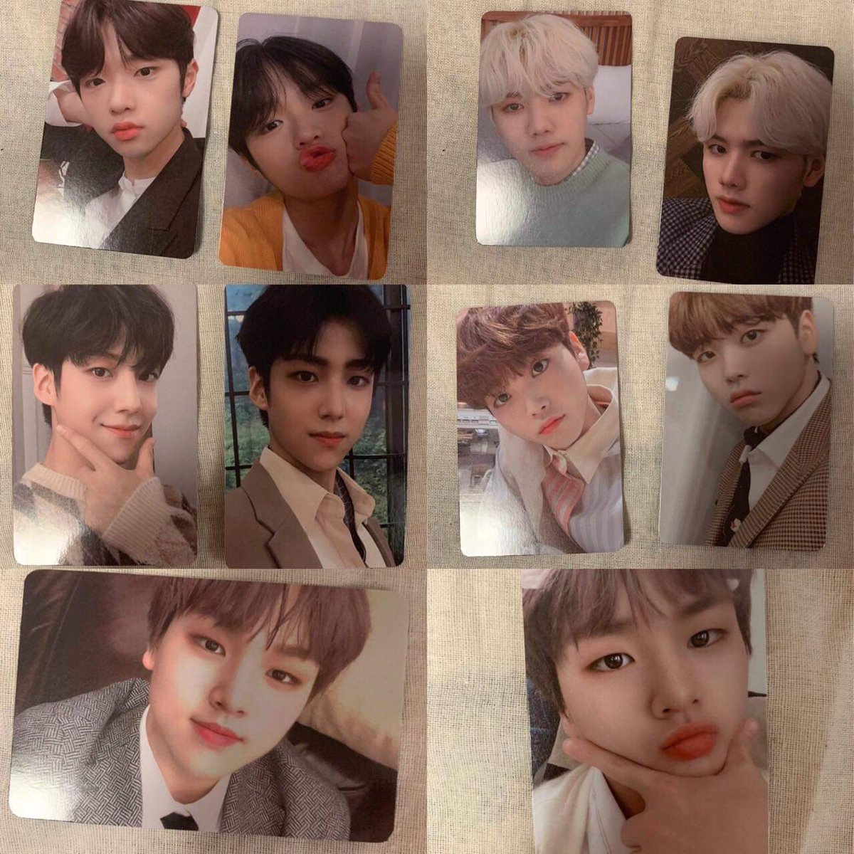 NatananStang's tweet image. เปิดหารการ์ดแฟนคิทค้าบ ไม่ต้องรอของนานด้วย❤️ มีมบ.ตามนี้นะคะ
-ซึงอู 250 
-อูซอก โยฮัน อึนซัง 200
-ฮันกยอล ดงพโย มินฮี ฮยองจุน โดฮยอน 100 
ราคานี้ ได้การ์ด 2 แบบต่อมบ.เลยนะคะ 
ค่าส่ง 30/50 ใครสนใจเมนชั่น/dm สอบถามได้เลยค้าบ✨
#ตลาดนัดx1 #ตลาดนัดoneit #x1_new_begining