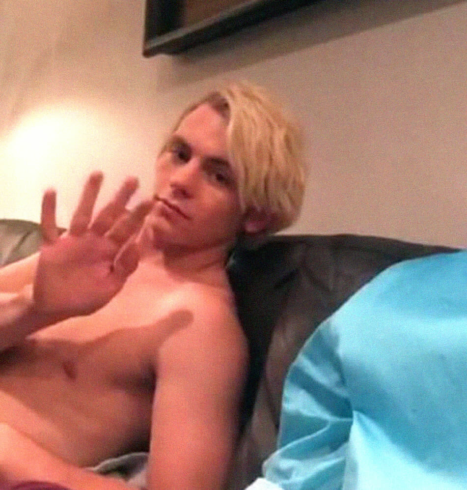Get out of my bed, Ross Lynch, you're trending on Twitter.pic.twitter....