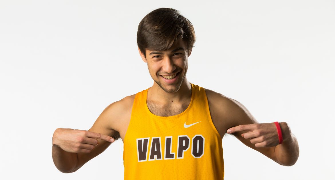 valpoathletics's tweet photo. It was a tremendously successful Friday for @ValpoTrack. A few highlights ⬇️
Bruno indoor mile record ✅
Bruno 800-meter run record ✅
Fischer 600-meter run record ✅
A good team performance to start 2020 ✅
Full Story ➡️ https://t.co/EjUsghtL9L
#GoValpo | #MVCTF https://t.co/wBbH4i59OI