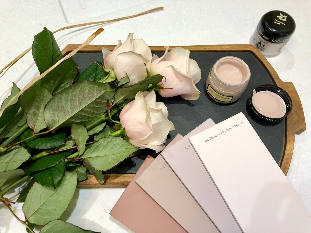 DistinctiveLite's tweet photo. Be inspired by nature. These beautiful roses have such a soft colour palette of pinks that they would be gorgeous in any room. #colourpalette #mycreativeinterior #colourmyhome #littlegreenepaint #littlegreene #sassyhomestyle #interiordesign https://t.co/ao7bCVpKwS