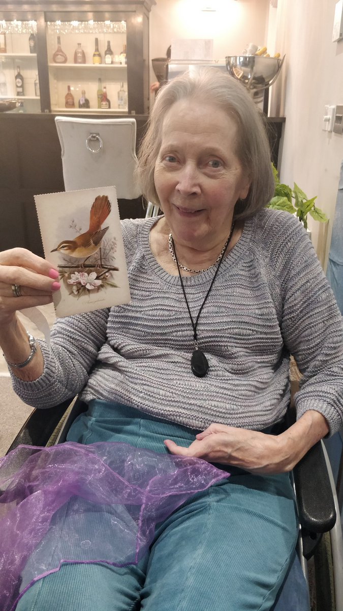 KingsLodge_ACL's tweet photo. @thisisheart our residents @KingsLodge_ACL  in @camberleyoffice  love receiving post cards from The Group - PostCards of Kindness maybe @AmandaHolden or @JamieTheakston  could send us one?
❤️
#KingsLodge #AuraCareLiving #CareHome #postcardsofkindness #FeelGoodDeeds https://t.co/pcwpJJe5pI