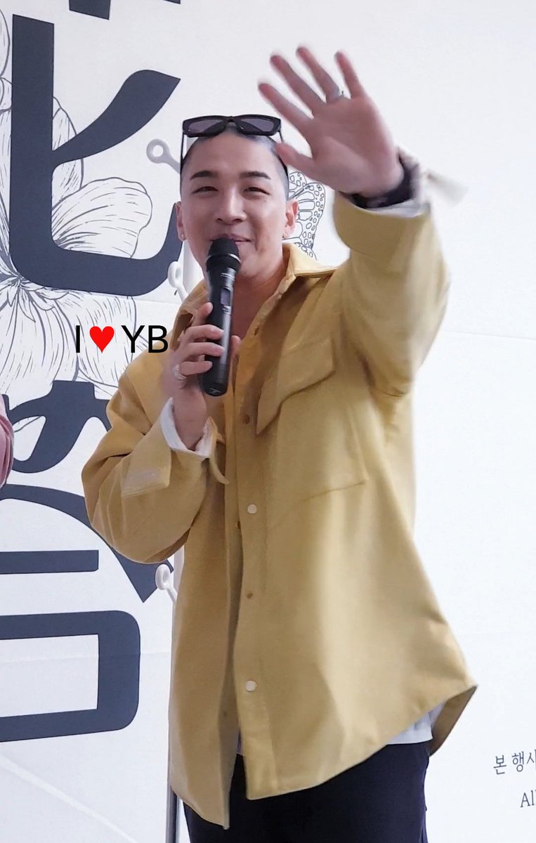 URTHESUN's tweet photo. 🔆200118 #태양 @ 화답化答 🌸🦋

썬샤인💕❤💕❤💕❤

@Realtaeyang 
#TAEYANG #태양 #영배 https://t.co/m1G6sW9bAd