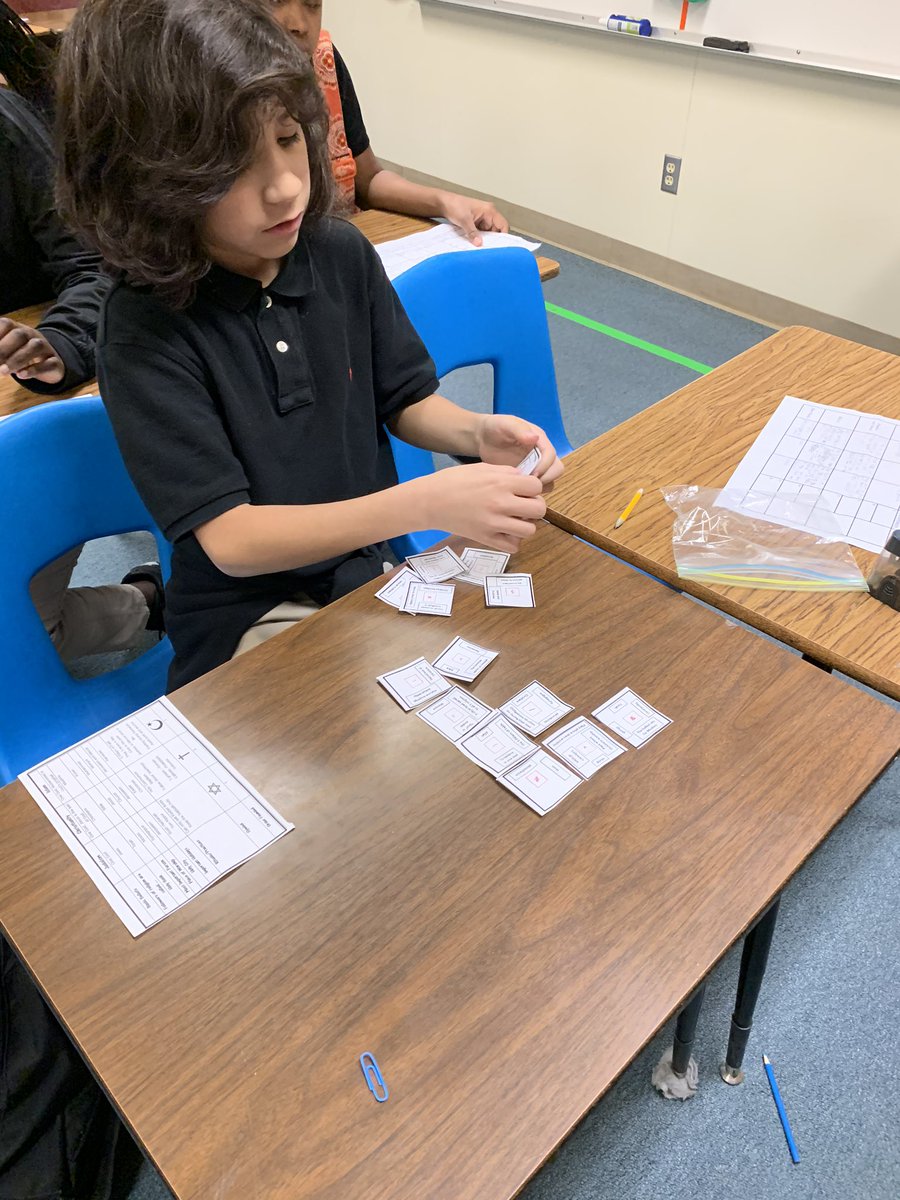 MsElliott_AMS's tweet photo. Engaging experience! We did a vocab puzzle challenge that was both difficult and engaging and that’s a win for me. Each card had vocab on all sides, so they had to match up all around. Completed, it would be a 4x4 square.  #sschat @LISDsstudies @atkinstornado https://t.co/ZzDLhgOztm