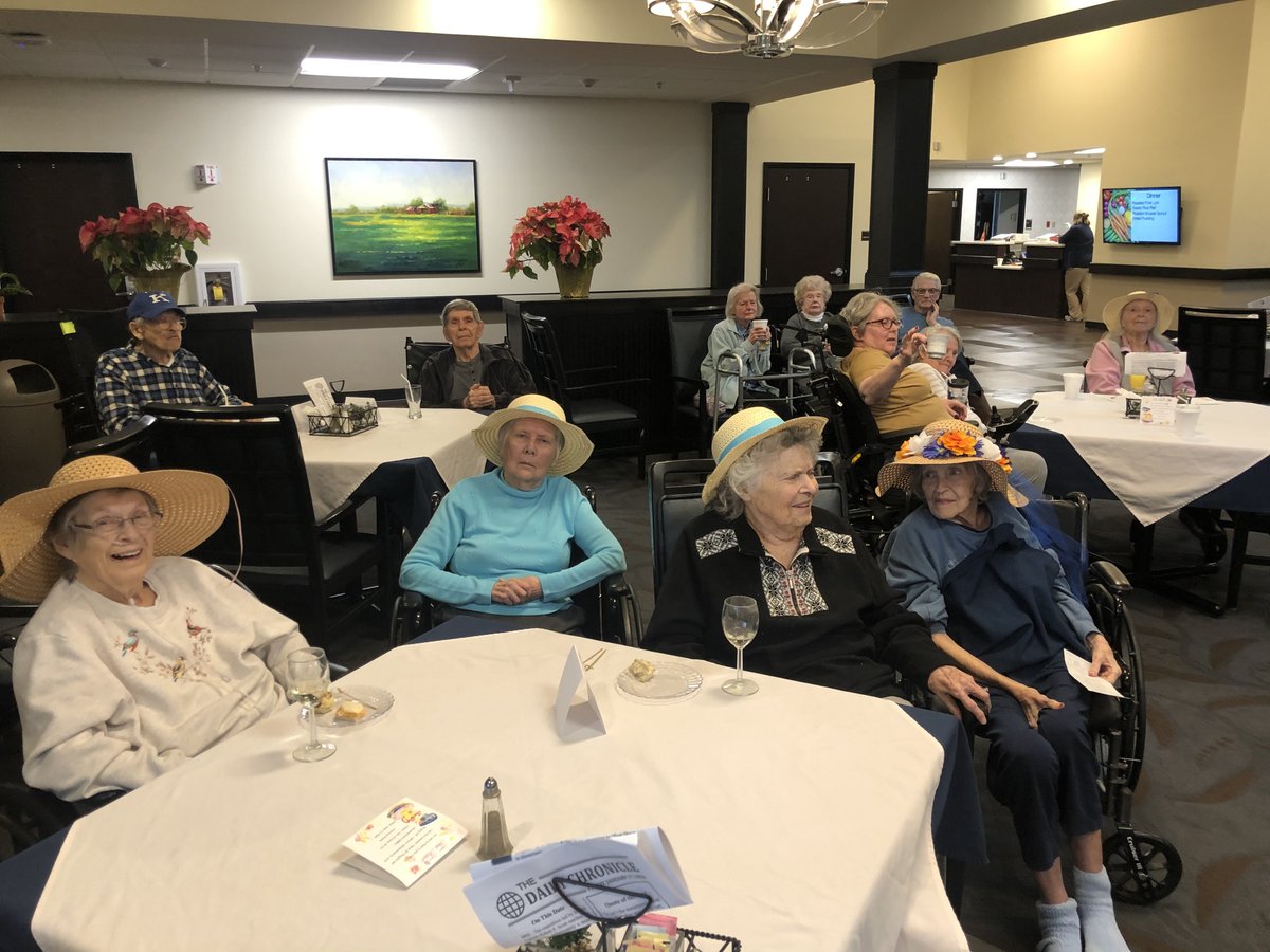WillowsatFF's tweet photo. Happy hour is a great way to connect with others within our location. Today we had Rayale Tea which was so much fun as we learned about different tea times that the royals have in England. #cloud9 #trilogyliving #lifeenrichmemt #wearea10 https://t.co/w659avVs2o