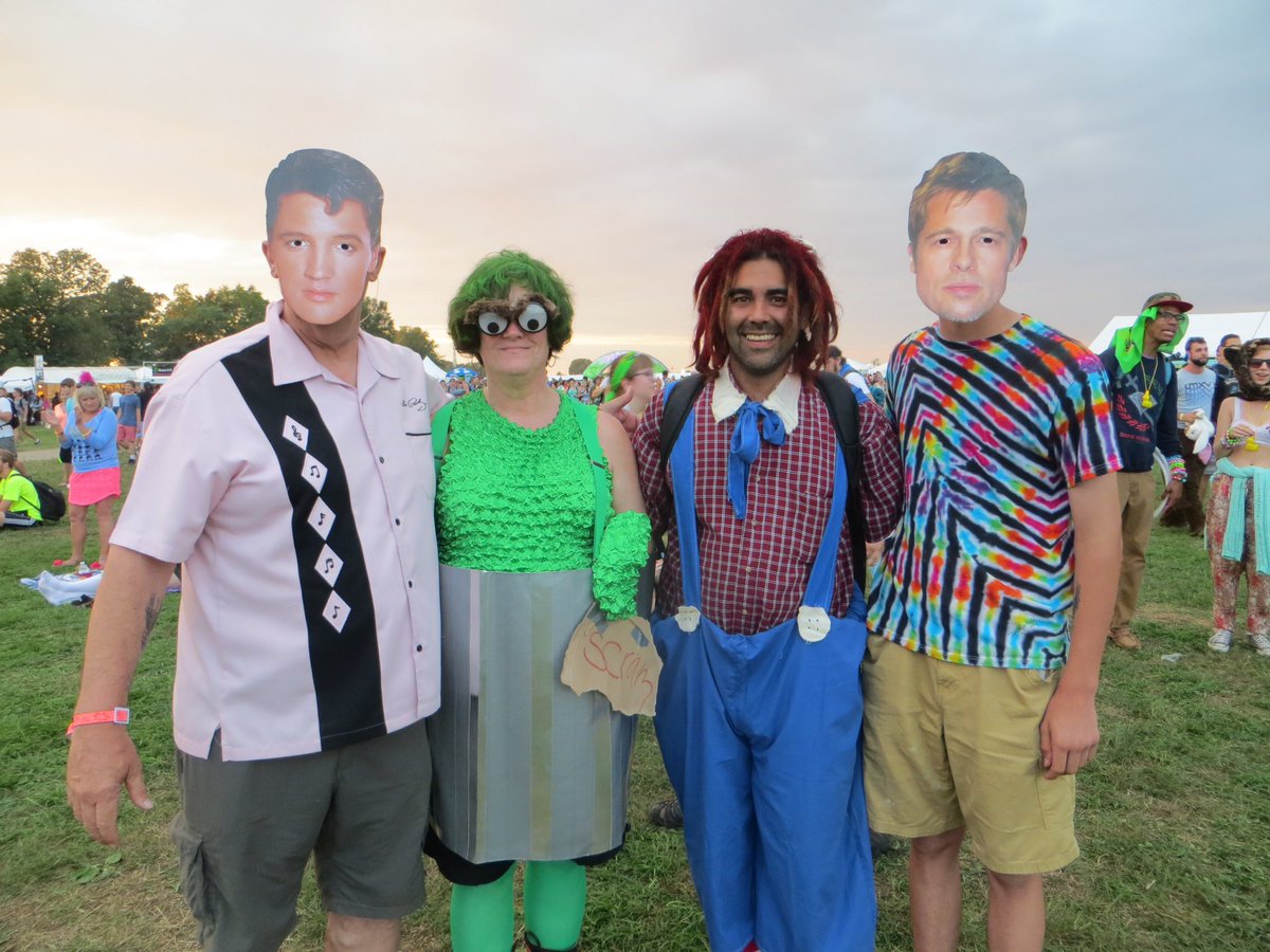jvbt82hhs's tweet image. Going to Bonnaroo is #WhatFriendsAreFor