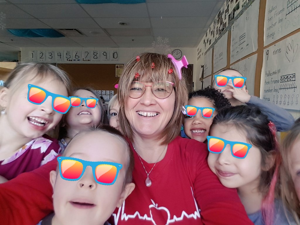 mrsfreydece's tweet image. My hair dressing appointment was a great success! I was ready for my date night! 😊 #lovingfamilyhairsalon
#learninghandson!
#beautybybeauties
@mrfewkes @CountryHills1