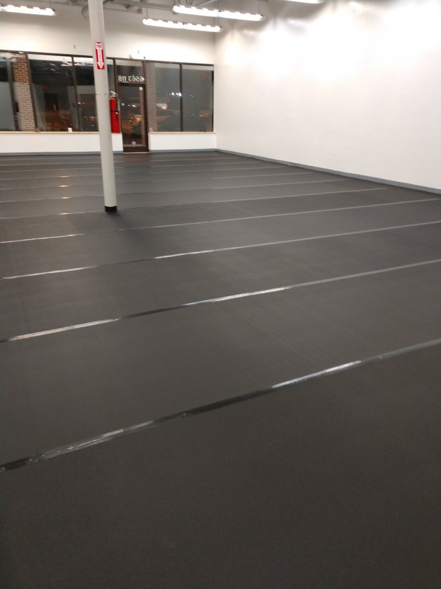 FirmFitTraining's tweet photo. Bring on the strength training equipment! #firmfitpersonaltraining #firmfittrainingcenter https://t.co/WhSwHZaUDx