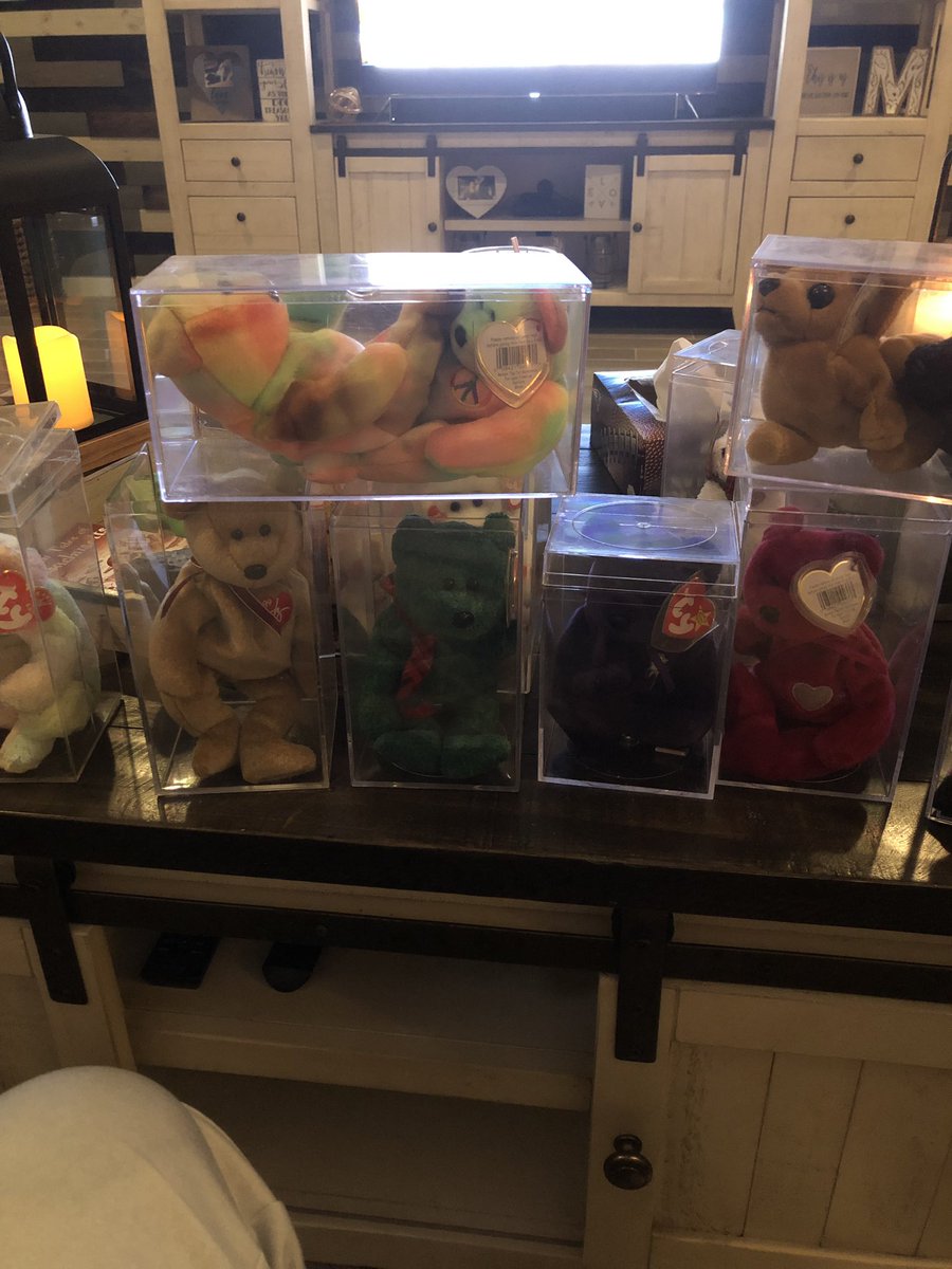 RobbNegron's tweet photo. @Toyota I’ll trade you my vintage/ rare beanie baby collection for an army green tundra TRD pro https://t.co/GszwZBXHo1