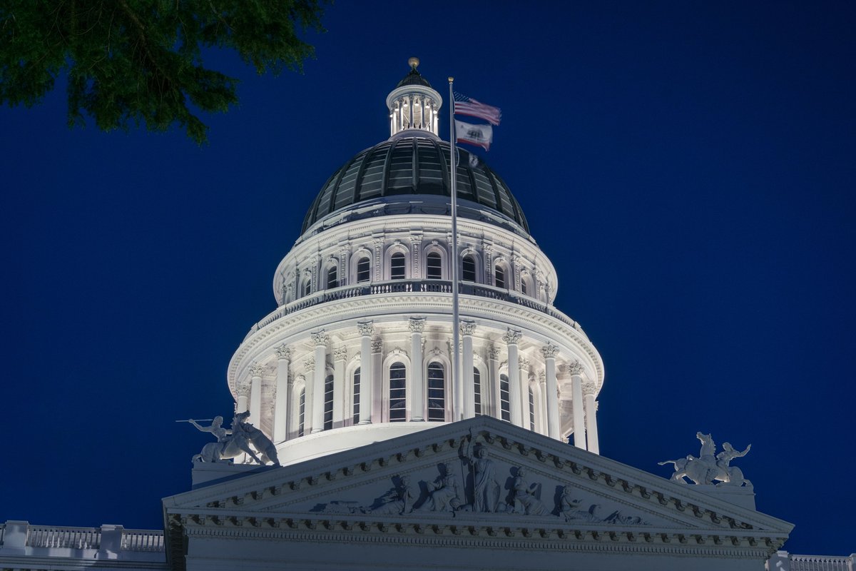 BTBLegal's tweet photo. Legislative Update part 5 of 6:  Developments in anti-discrimination/harassment law. Final post will be public sector developments.

by Christopher Hammer, Lorrie Bradley, Stephanie Platenkamp, Tony Rice, Sarah Kanbar and Travis West

#employmentlaw #2020Update #legislativeupdate https://t.co/CAEuSjr9n9