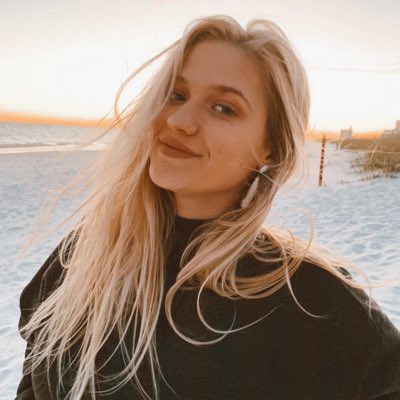 Rylie White ♡ tweet media