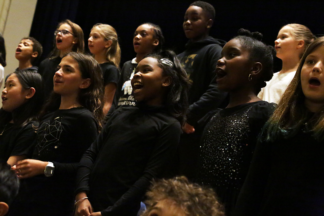 FillmoreArtsCtr's tweet photo. Epic SRO @FillmoreArtsCtr Winter Concert! #fillmoreartscenter #kidslovemusic @DCPSArts @music_DCPS @dcpublicschools @RobbCur https://t.co/vXsIMkBEHe
