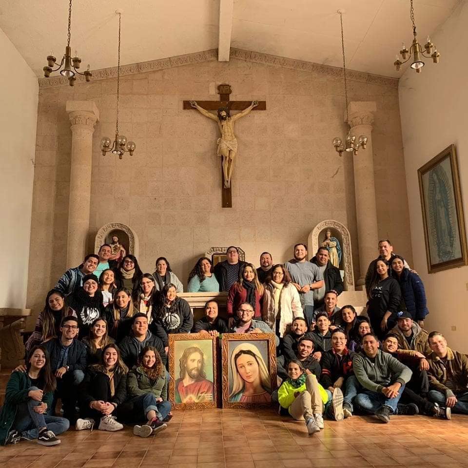 _HawkKennedy's tweet photo. Grandes frutos se obtuvieron y continuarán los trabajos que permitan cada vez el crecimiento y formación de los auxiliares dentro del MJVC ¡TODO A JESÚS POR MARÍA! ¡TODO A MARÍA PARA JESÚS! #MJVC #ProvinciaHermosillo #ArquidiocesisHermosillo https://t.co/kXRx1q8GuV