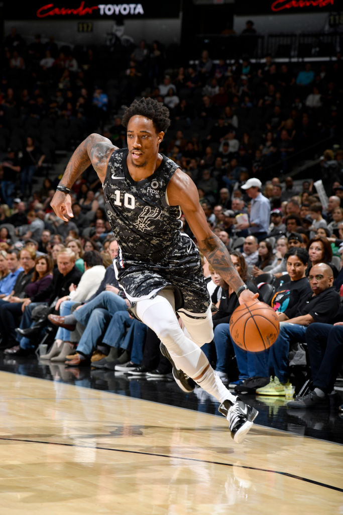 DeMar DeRozan has scored 20+ points and shot better than 50% in 13 straight games. Only 2 players have a longer streak since 1983:
- Shaquille O'Neal (25 straight games)
- Giannis Antetokounmpo (14 straight games)