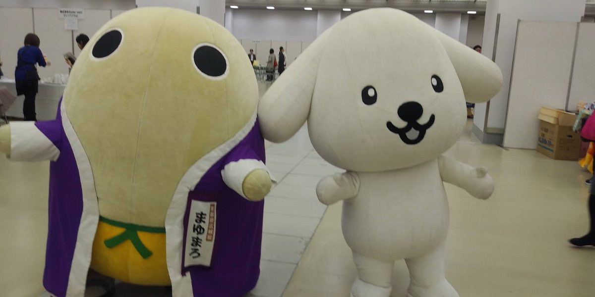 京都府広報監まゆまろ 公式 ダスキンのダス犬とパシャリ