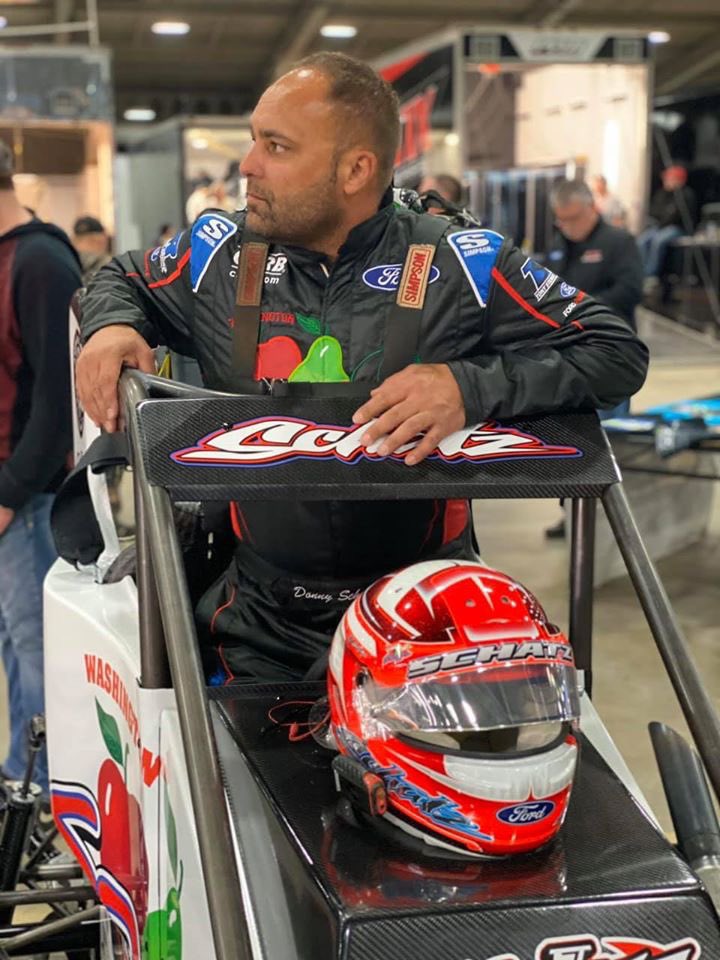 DonnySchatz's tweet photo. Third attempt to tackle the Golden Driller at the Chili Bowl Nationals! 

Big thanks to @SpikeChassis , @CurbRecords , and @SageFruit for all your support. 

#ChiliBowl2020 #tulsa https://t.co/3F6HPhIexU