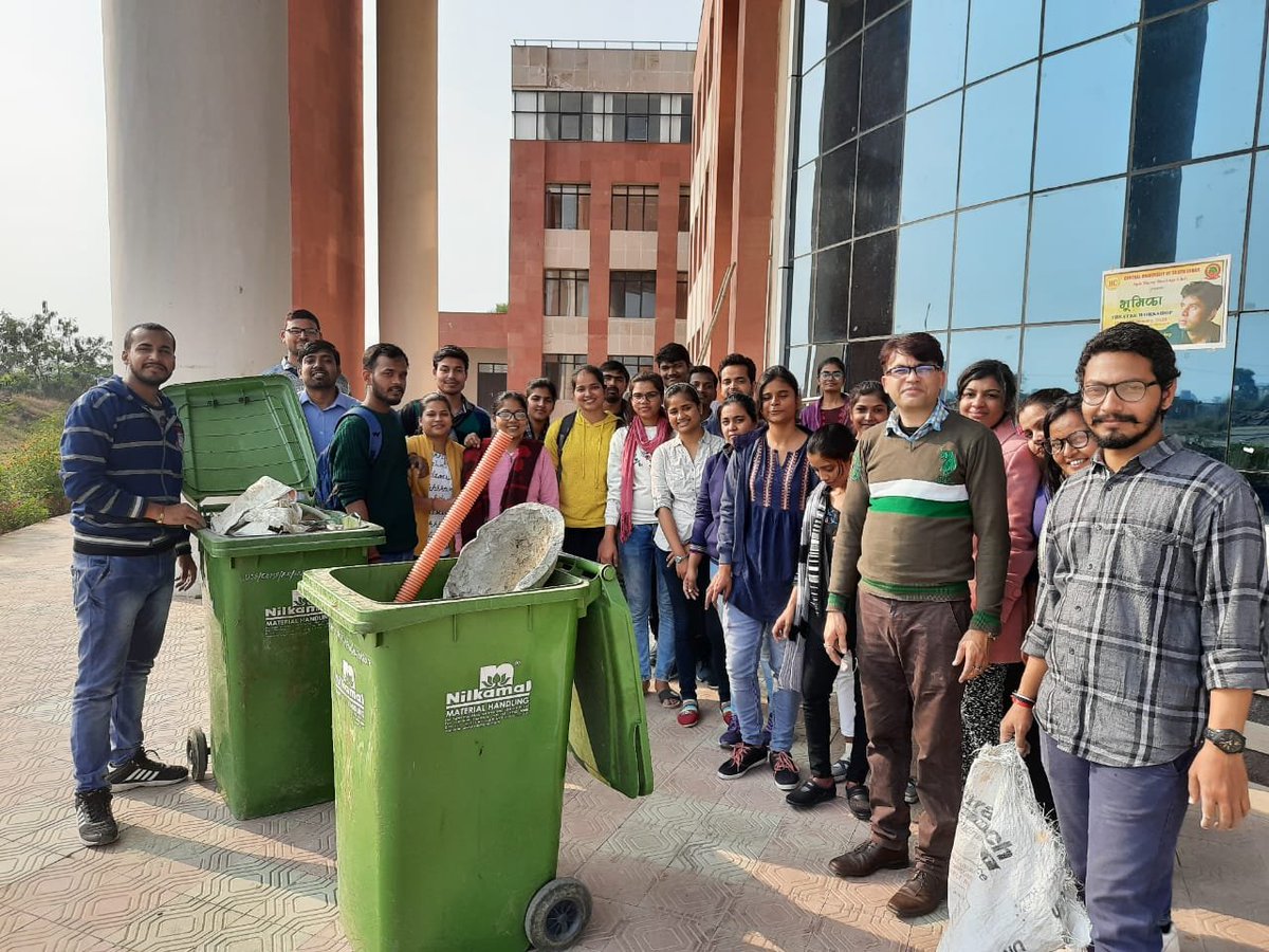CUSBofficial's tweet photo. CUSB Swachta Champions under the leadership of Dr. Rajesh Ranjan, an ace environmentalist. Dept of environmental science participated in plogging activity in campus and sensitized peer for  clean campus, clean city.
#SwachhSurvekshan2020 
@DrRPNishank @adgpib_nb @swachhbharat https://t.co/KYqLareba0
