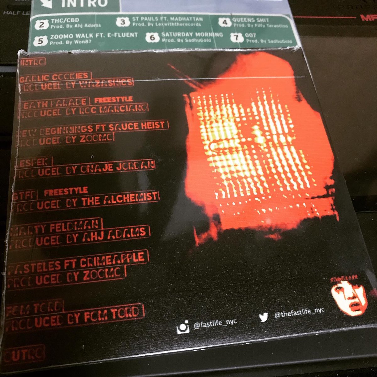 ohshitmafxxka's tweet photo. #FASTLIFE2 #TrafficKing
TouchDown🗽🗽🚀🚀 #fastlife #madhattan #efluent #starker #ahjadams #lexwiththerecords #filfytarantino #won87 #sadhugold #supa1983 #zoomo #luisblue #sauceheist #crimeapple #wazasnics #rocmarciano #onajejordan #thealchemist #fomtord #vinylvillain https://t.co/90QAD3AkQ8