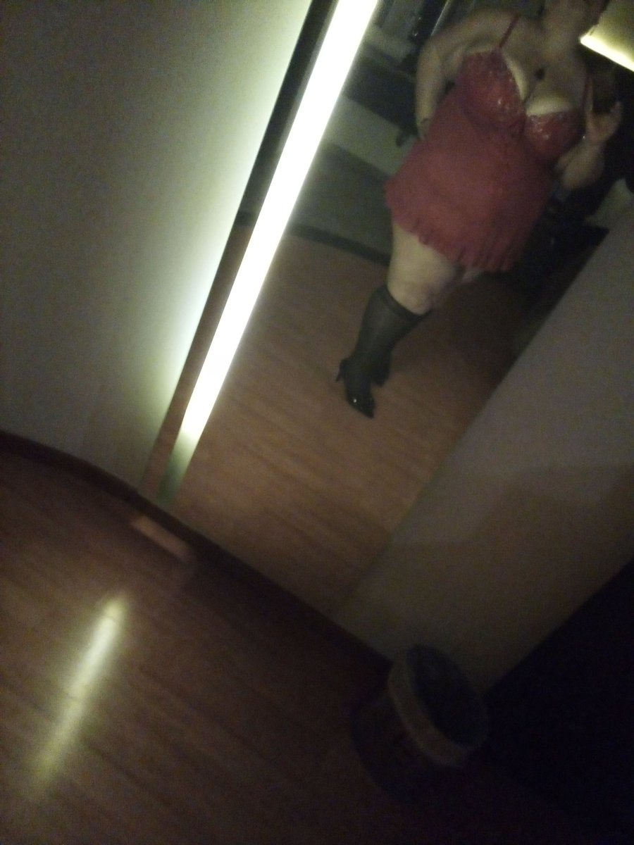 Adlih381's tweet photo. Quiero fiesta el jueves de 9 PM a 8am https://t.co/dCSb9paq1X