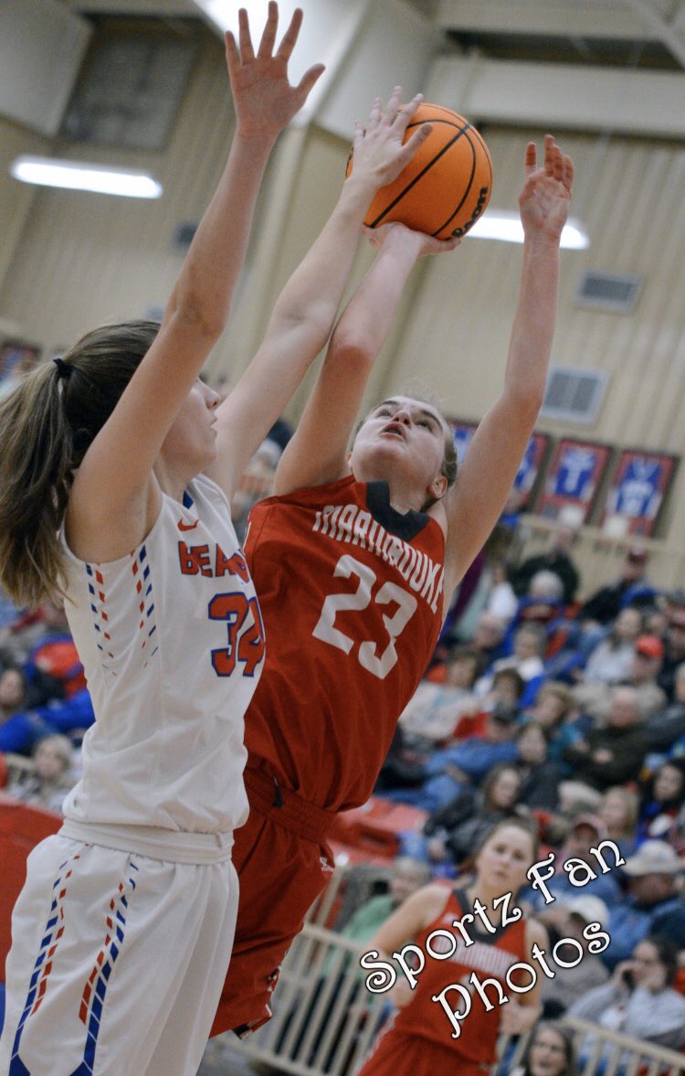 mandy_1034's tweet photo. @jennalawrence34 with 23 points, 10 rebounds, and 5 blocks as the Lady Katz defeat Marmaduke 56-41 for a big conference win. Great atmosphere tonight at Bearkatz Gymnasium!! #katznation https://t.co/2TkKYGO5RD