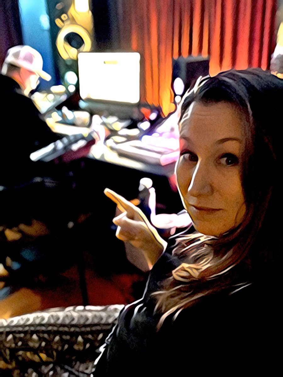 Jessie_Albright's tweet photo. Sonica Studios.... B3 &amp; Vox this weekend 🙏🏻⚡️🎶✨
#rockvocals #atl #southernpsychedelic @TLCRiders https://t.co/Dgc9XDREf9