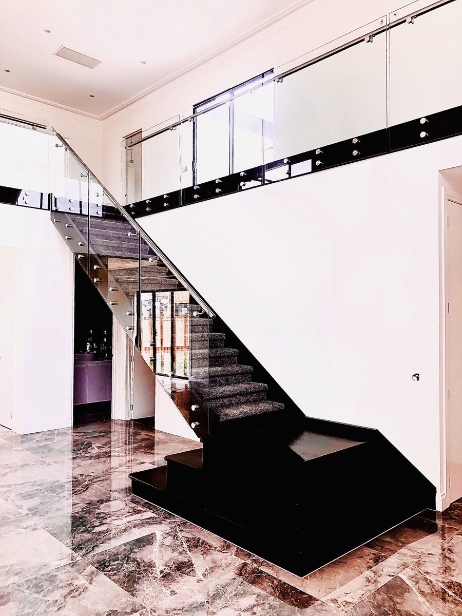 iBhomes's tweet photo. Stiletto Staircase 👠 #stilettoheels #staircasedesign #glass #stainless #steel #balustrade #solidtimber #marble #tiles 800x800x15mm #higher #doors @2.7m &amp; 3m #ceiling #masterbuilder #builder #construction #melbourne #architecture #design #builtwithlove @mbavic @granddesigns https://t.co/j2ekXKTcus