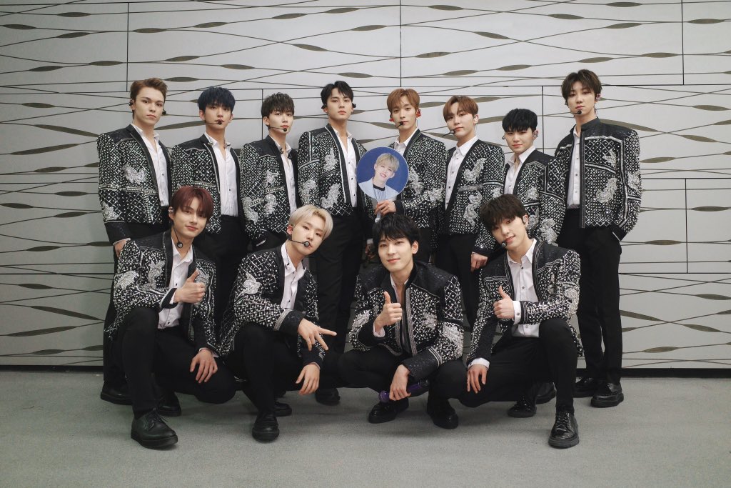 pledis_17's tweet photo. [17'S] SEVENTEEN WORLD TOUR [ODE TO YOU] IN MEXICO CITY 

Thank you to all our Mexico City CARATs for being here today!

 오늘 함께해준 모든 멕시코시티 캐럿들 정말 감사합니다! 

 #ODETOYOUwithSVT 
 #NowSVT https://t.co/4TwyU5OUQ6