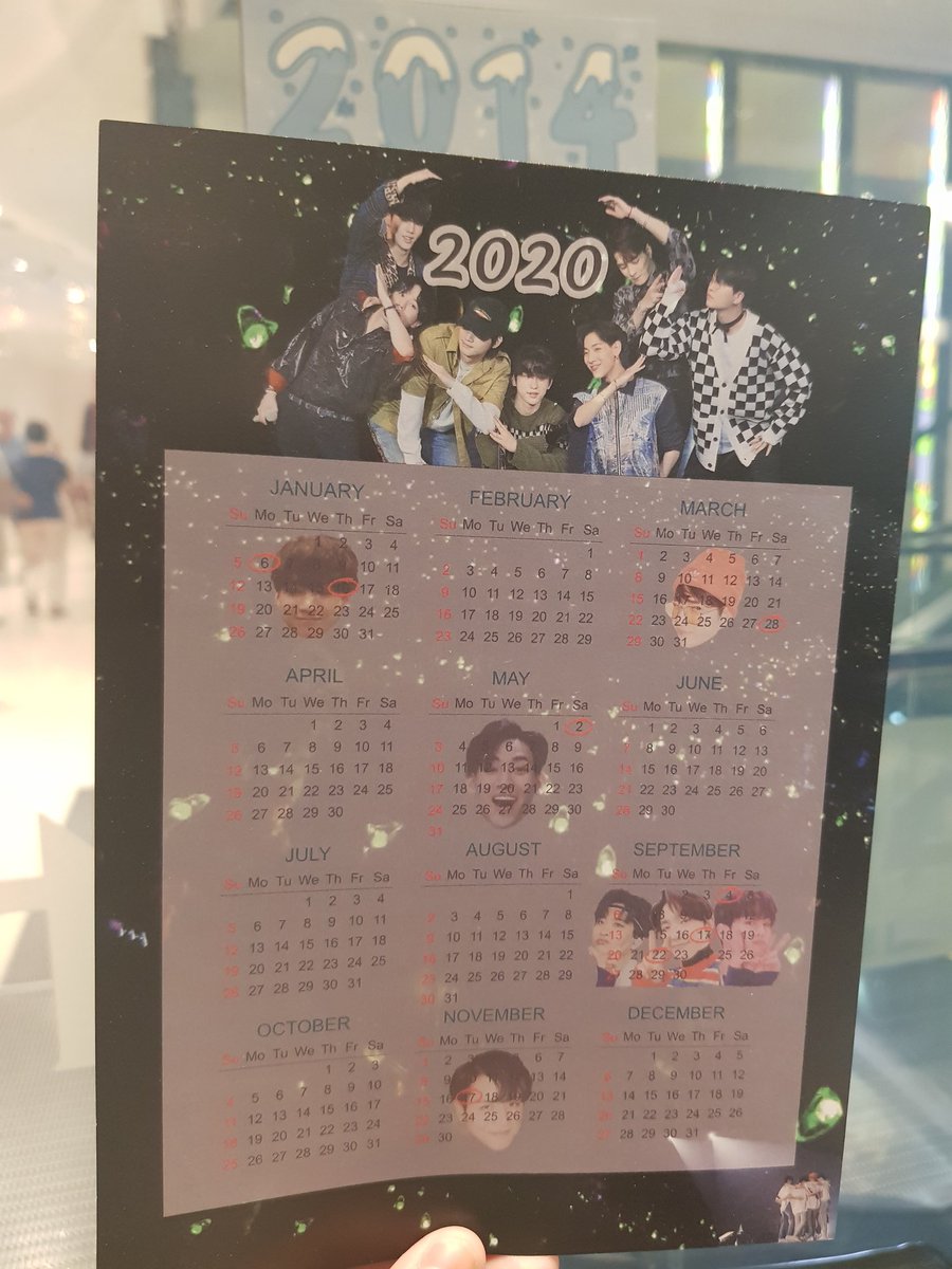 SNOWYGOT7's tweet photo. helping @martian_949 give out her fansupport! do come to the admin table to collect! 
1 receipt=1 calander
#SNOWYGOT7CAFE https://t.co/27IHvelCt8