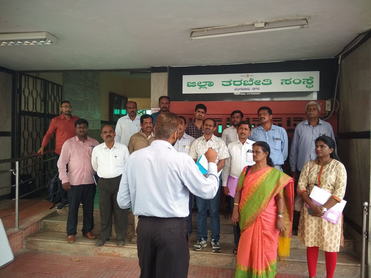 CentreAti's tweet photo. Dr. ShivaKumar Naiklal, is delivered lecture on "Community Level Disaster Management Planning & Execution” at Banglore Rural
#KapilMohanIAS #DG #AdministrativetrainingInstitute #Centre_for_Disaster_Management #KSNDMC #Taluk_level #Disaster_Management #Training #Banglore_Rural https://t.co/gYcWlLAOx3