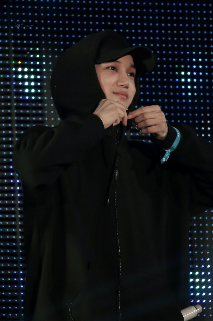 kaisoowner's tweet photo. You just landed in South Korea, I hope you get to take a good rest. Rmb to stay hydrated and eat more good food. Love you ♥
#AlwaysStandWithKai #WeLoveYouKAI #WeLoveKAI
#KAI #jongin https://t.co/YzNgQKexn0