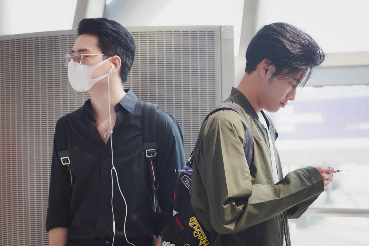 gemma0727's tweet photo. turn right turn left..555 
@stjinx_maya @kristtps 

#BabyBrightTrueLoveWithKristSingto #KristSingtoBabyBright 
#คริสสิงโต #ทีมพีรญา 
#SingtoPrachaya #KristPerawat https://t.co/AAp6Ljxq0U