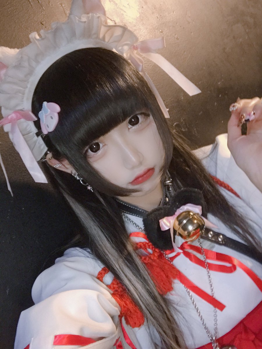 _n9nyanpcl's tweet photo. 出勤ぽょ~( ᐡ｡• ·̫ •｡ᐡ )
頭かち割れそうら~( ᐡ｡• ·̫ •｡ᐡ )
寒いし雪？雨？いやだな( ᐡ｡• ·̫ •｡ᐡ )
なんか目付きわるいな！いつもこんなもんか😇まてるやさん、、 https://t.co/WF45xQpGJH