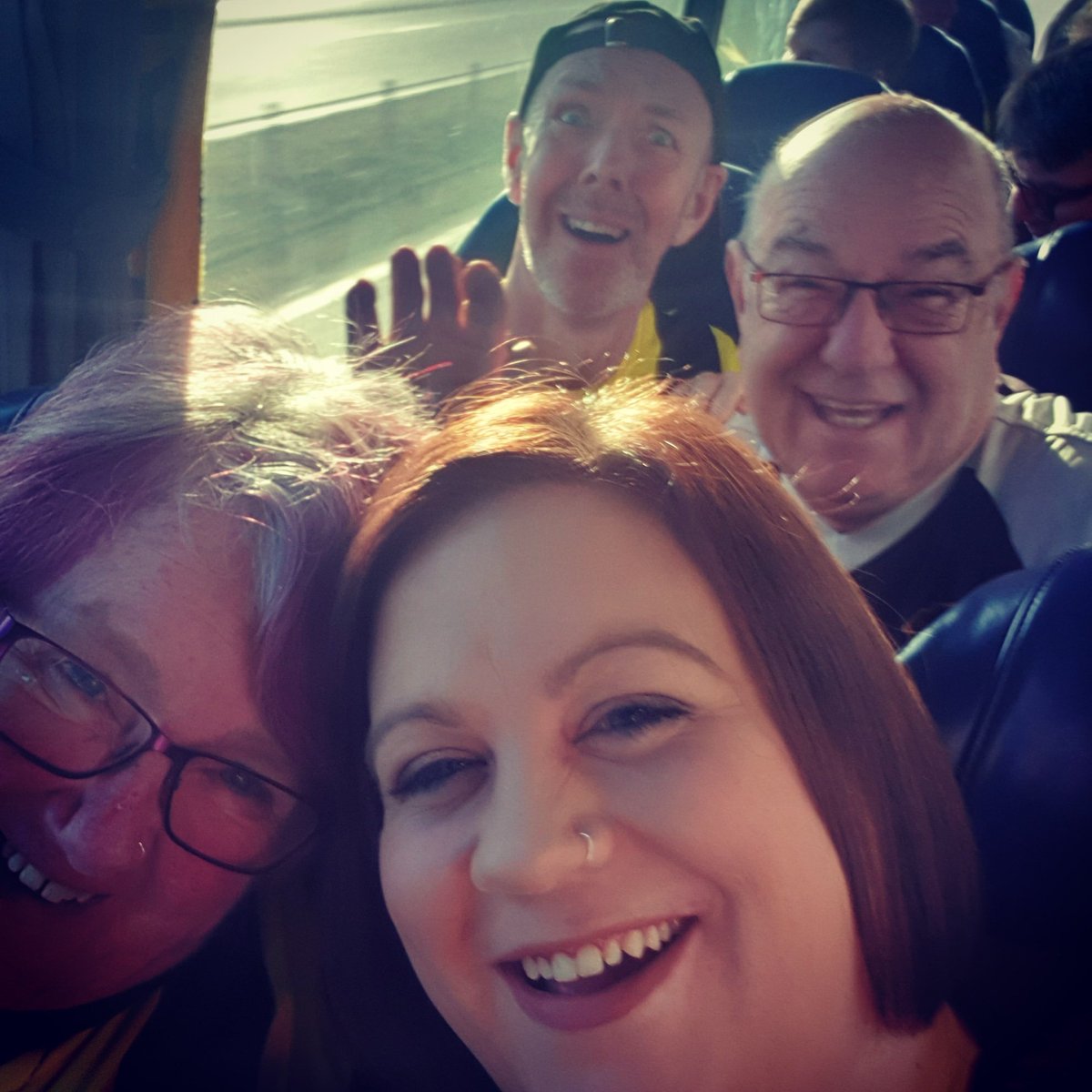 We're on our way!! On the @Dumbartonfc Supporters Bus to Aberdeen 🖤💛⚽️💛🖤 #SonsFamily #BlackAndGoldLoyal #SupportOurSons #SonsOnTour