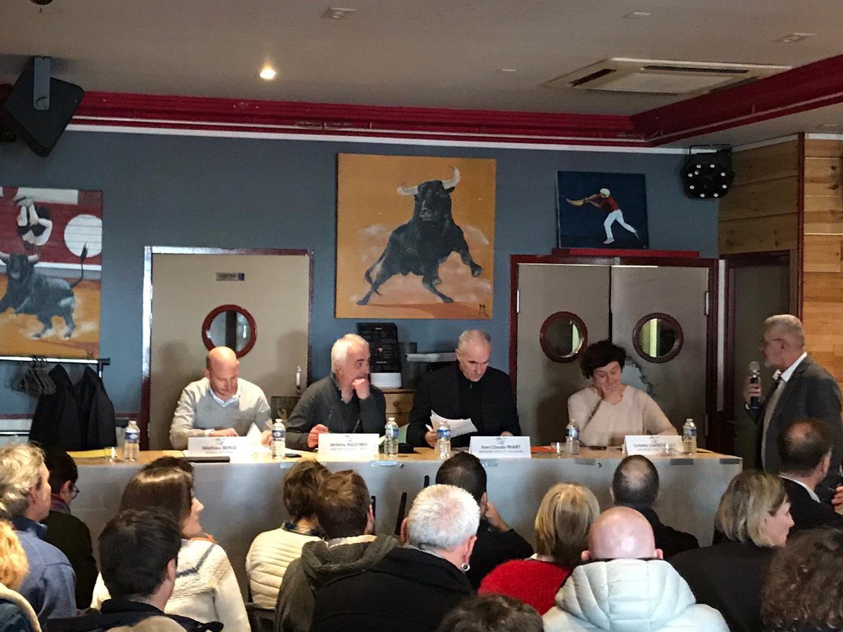 J’étais ce matin avec @capdeviellecolette au débat organisé à Bayonne par les <a href="/lesbascos/">les bascos</a>. Bayonne ville ouverte s’engagera pleinement pour l’égalité et contre toutes les formes de discriminations.