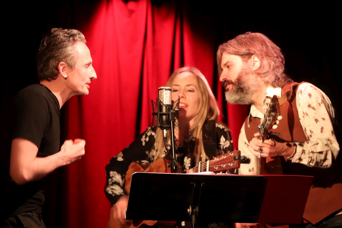 Sammy Decoster, Eskelina et Makja : savoureuse Partie à trois bit.ly/3ao1cqv