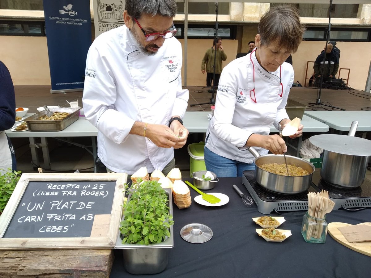 MadeinMenorca_'s tweet photo. #Menorca ha celebrat avui amb una festa gastronòmica i cultural la seva incorporació a la Plataforma de Regions Europees de Gastronomia. El Claustre del Carme ha estat l’escenari escollit x formalitzar, amb el lliurament del títol de Regió Europea de Gastronomia, aquesta adhesió https://t.co/IlCGVjqxSL